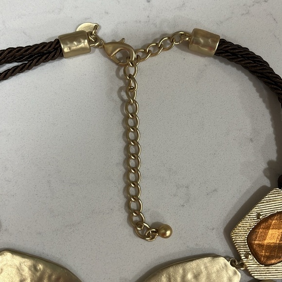 Adorable Gold Plated Statement Necklace with Beads - Picture 7 of 8